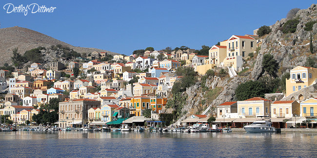 der Hafen von Symi